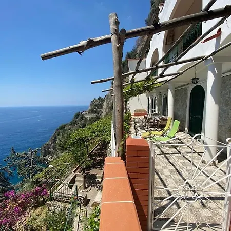 Carmela Holiday home *